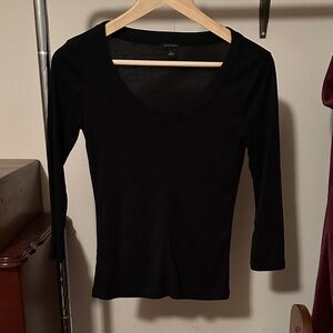 NWOT Ann Taylor Black Scoop Neck Blouse 3/4 sleeves Front Seam Design XS